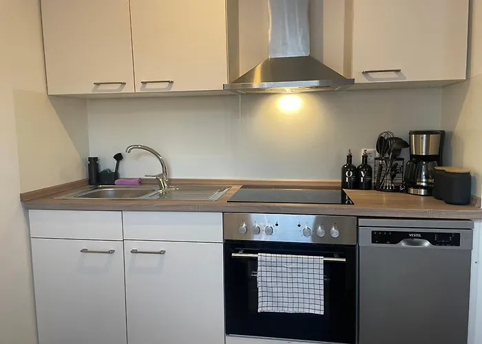 Lightplace • Groessere Gruppen • 4 Einzelzimmer • Boxspring • Smart Tv • Biergarten • Restaurant