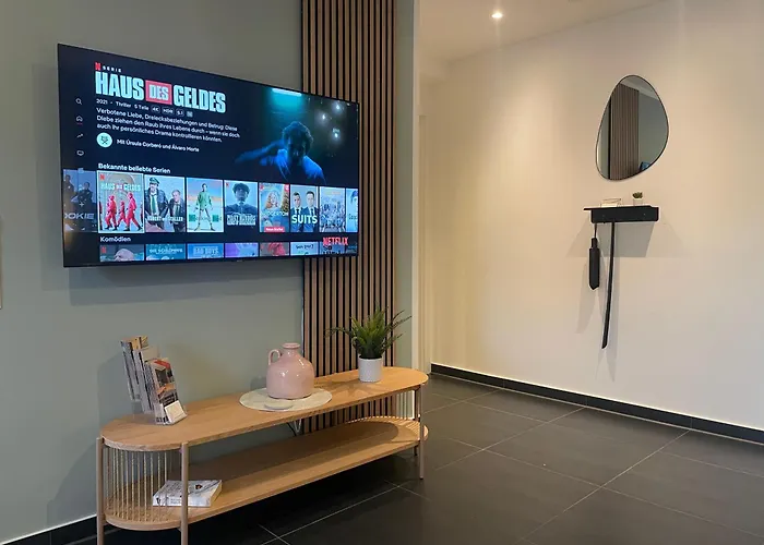 Lightplace • Groessere Gruppen • 4 Einzelzimmer • Boxspring • Smart Tv • Biergarten • Restaurant