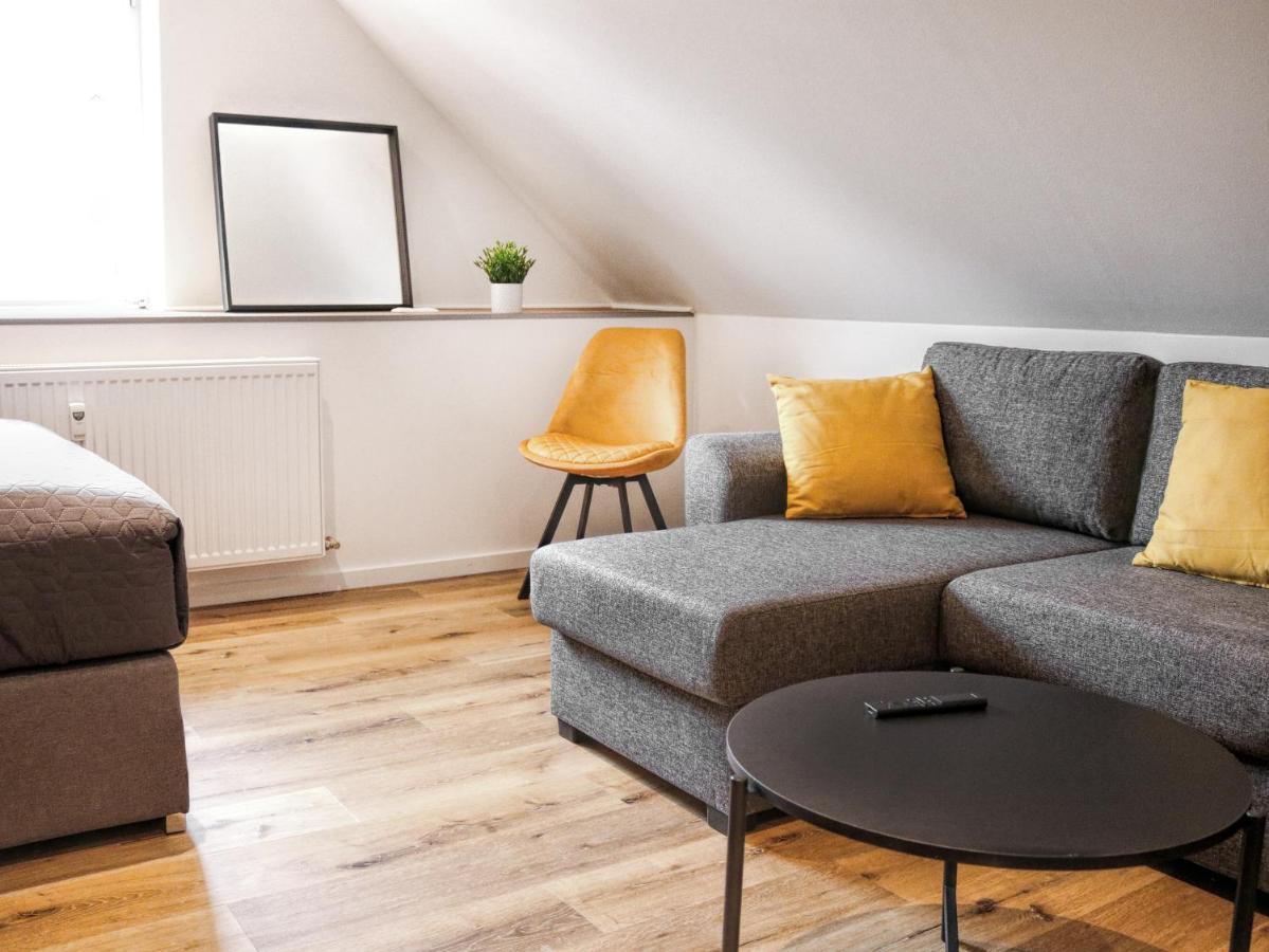 Lightplace: Smart With Biergarten & Restaurant Apartment