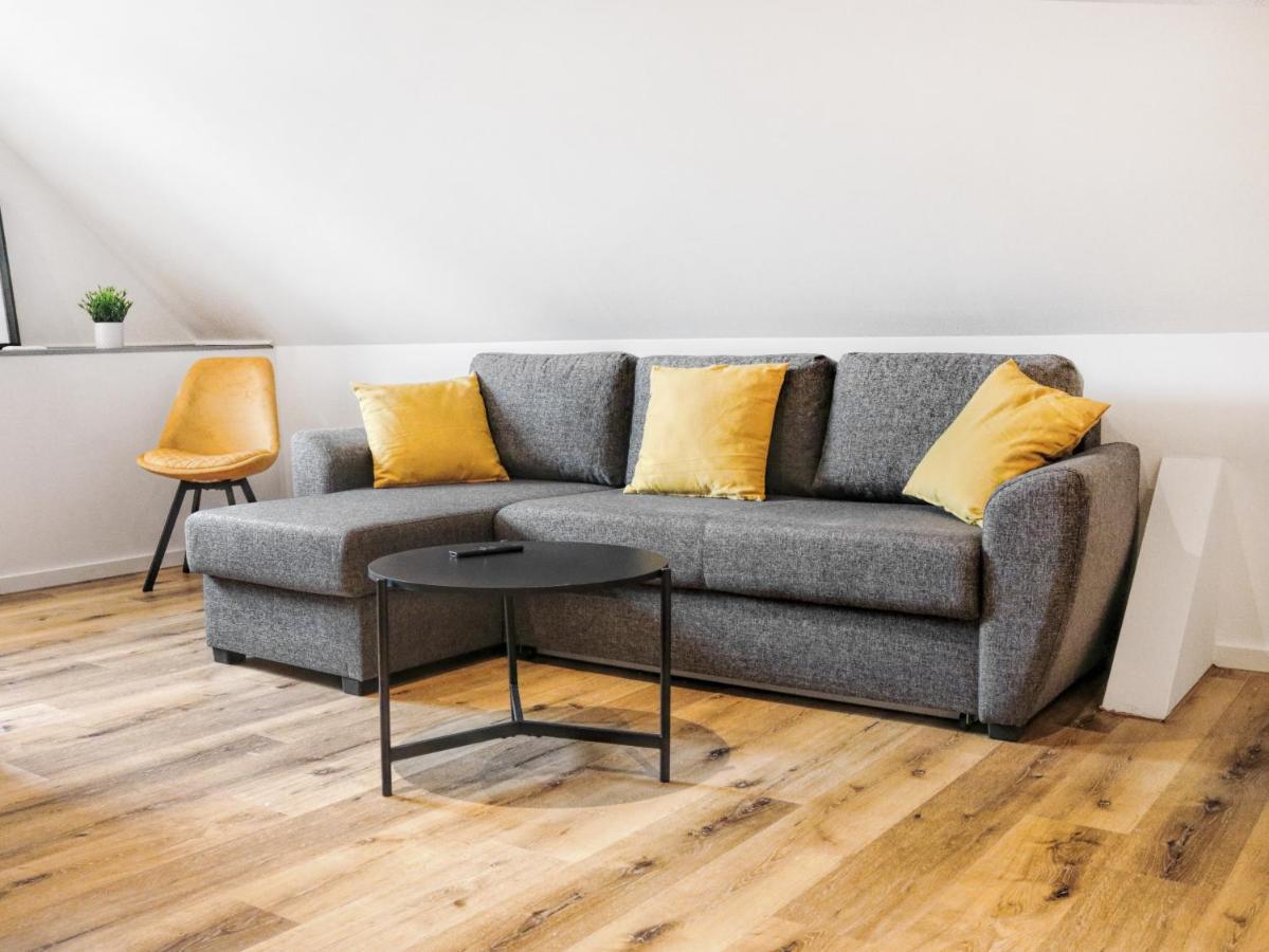 Lightplace • Groessere Gruppen • 4 Einzelzimmer • Boxspring • Smart Tv • Biergarten • Restaurant *
