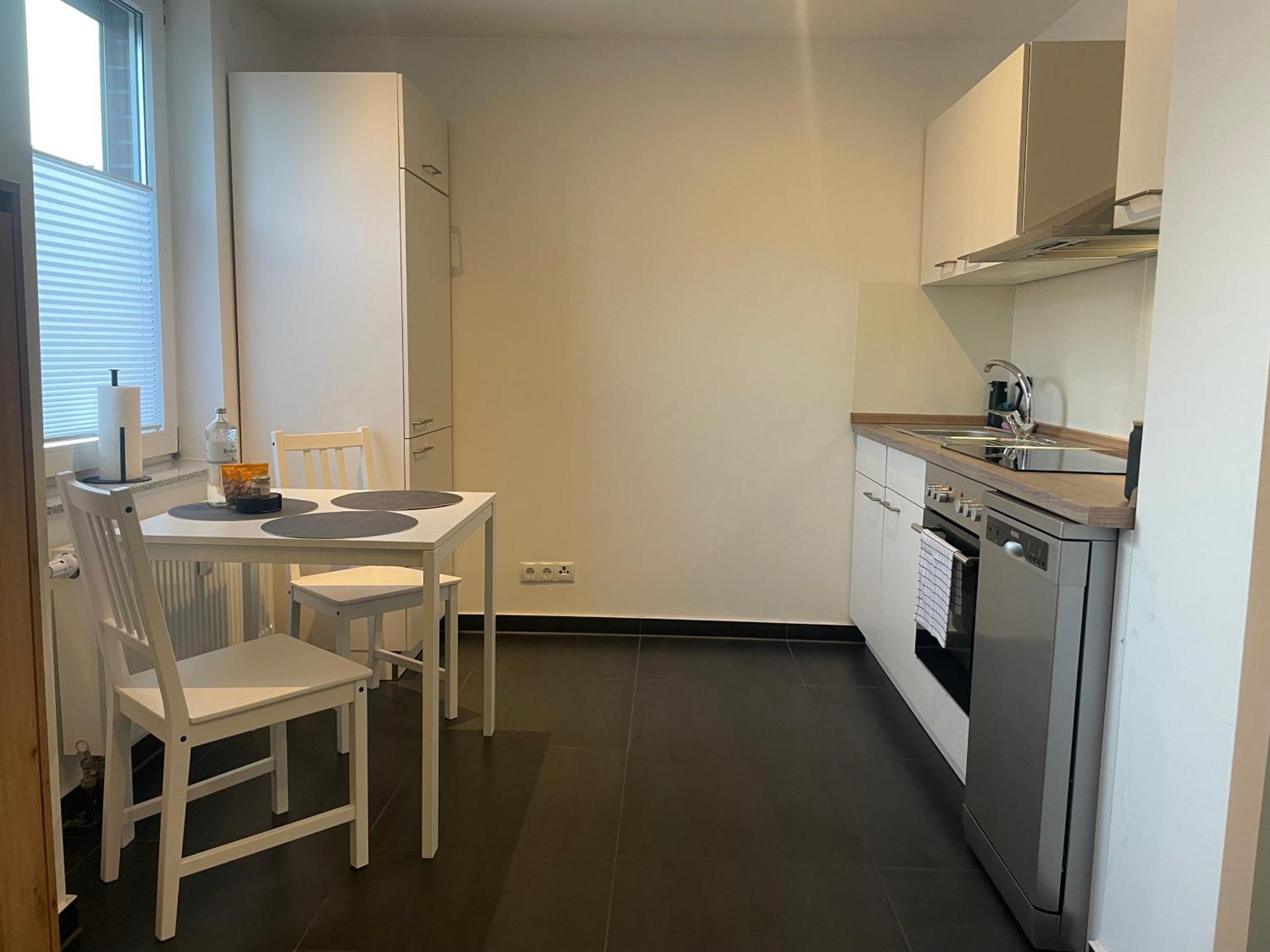 Lightplace • Groessere Gruppen • 4 Einzelzimmer • Boxspring • Smart Tv • Biergarten • Restaurant * Braunschweig